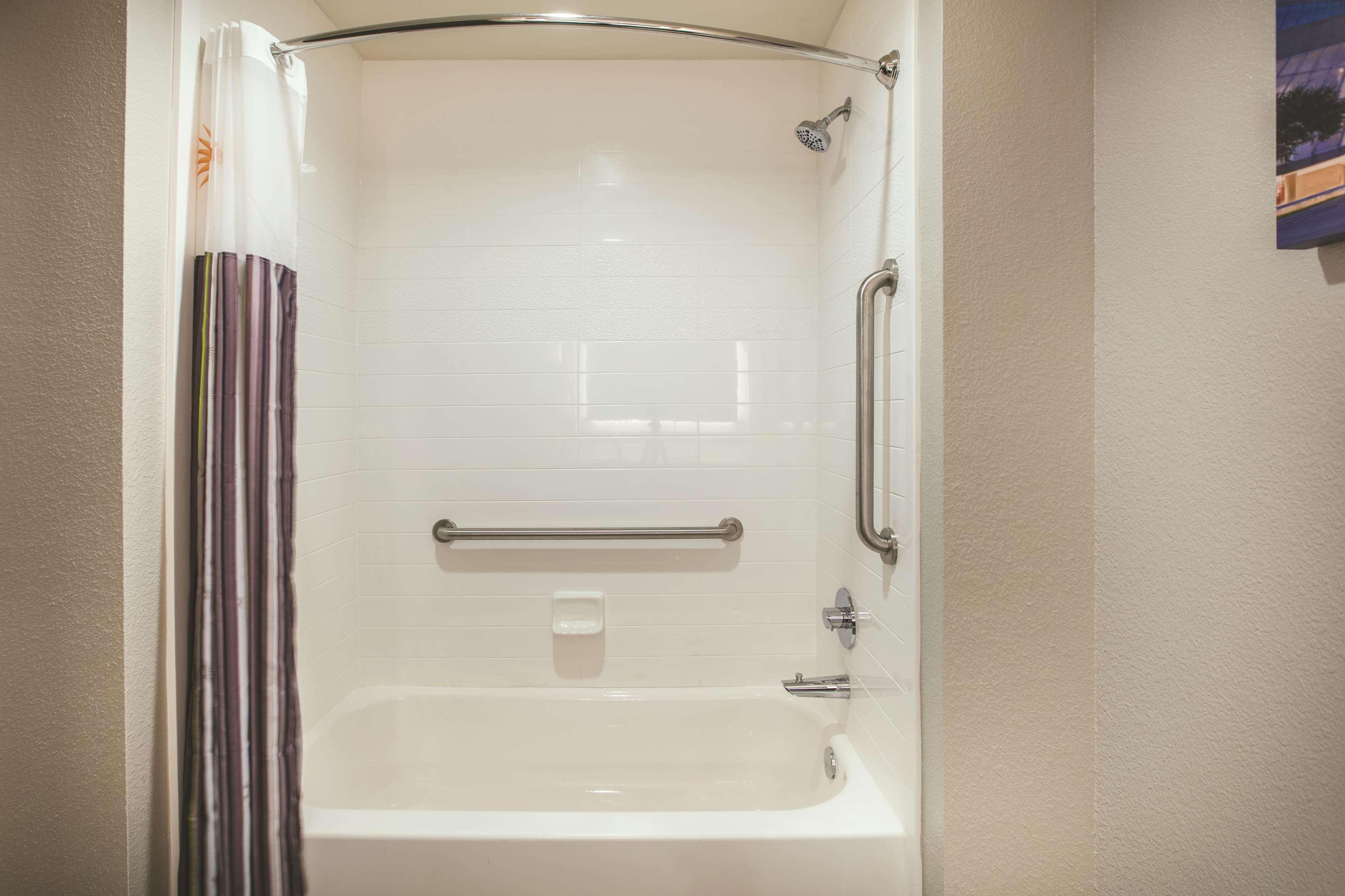 La Quinta By Wyndham Dallas - Richardson Extérieur photo