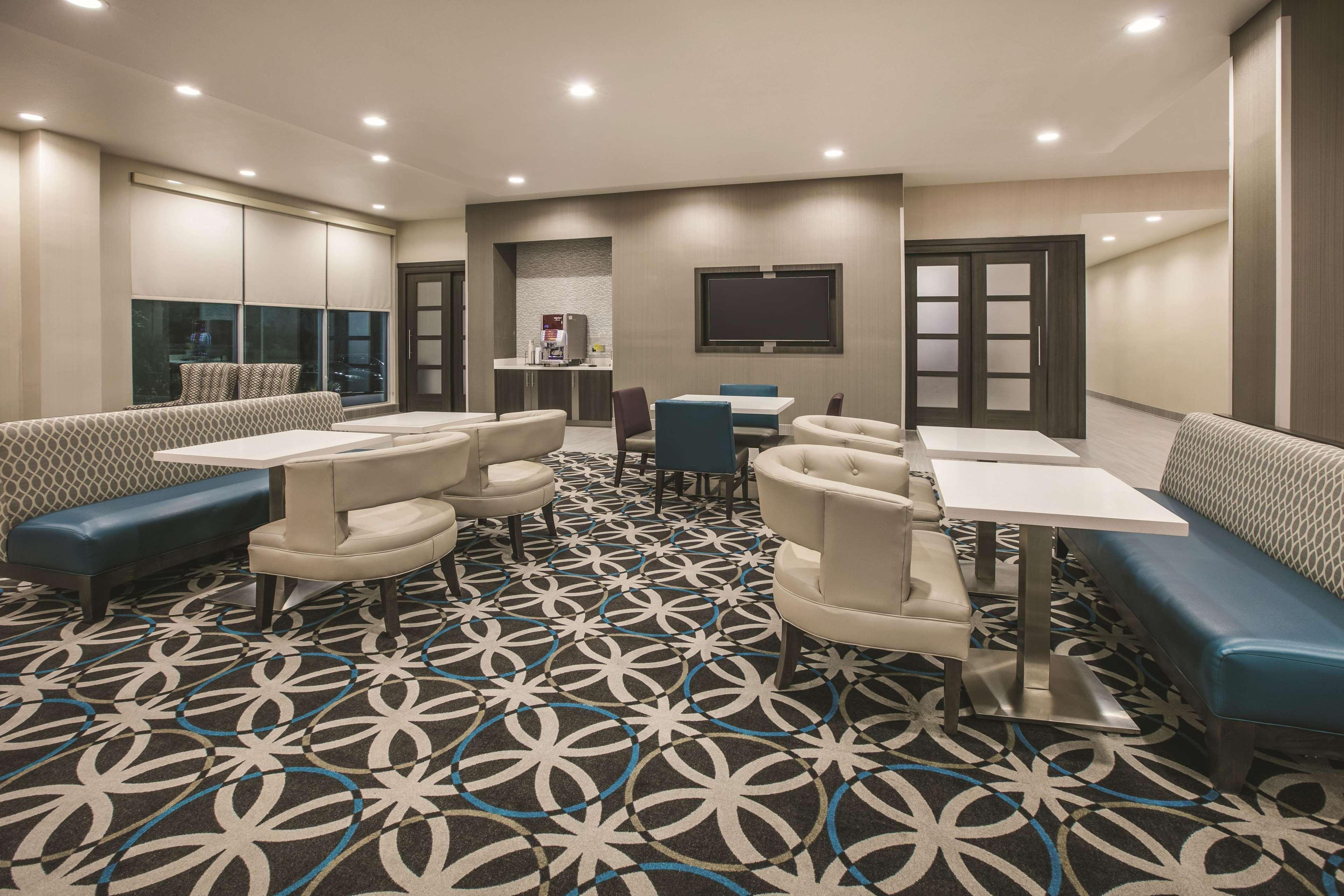 La Quinta By Wyndham Dallas - Richardson Extérieur photo