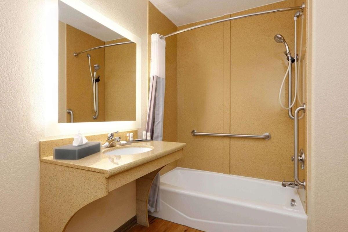 La Quinta By Wyndham Dallas - Richardson Extérieur photo