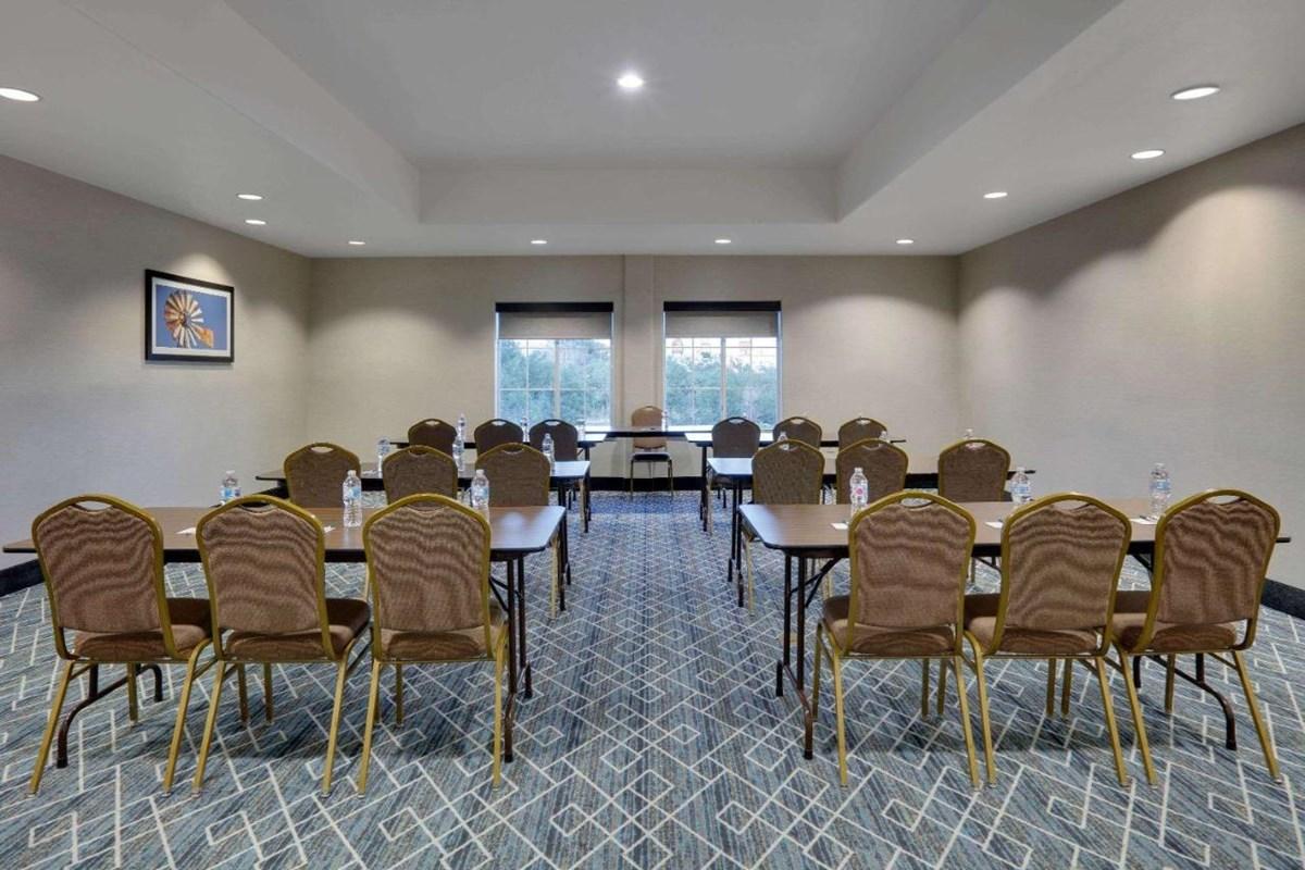 La Quinta By Wyndham Dallas - Richardson Extérieur photo